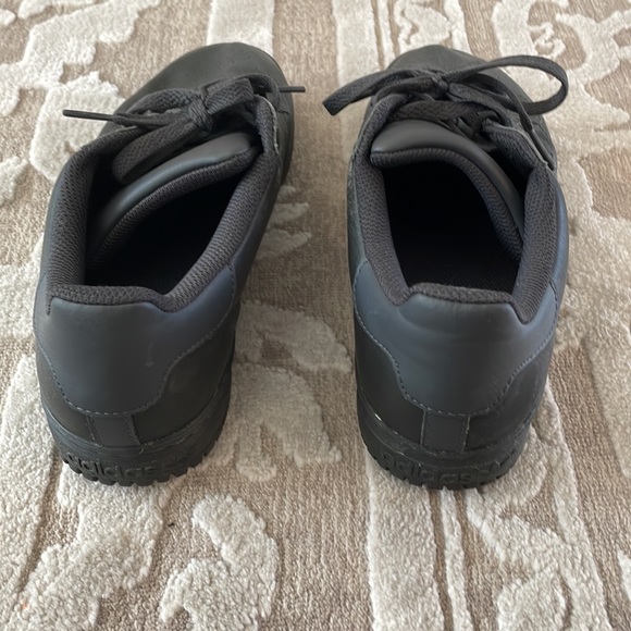 YEEZY Calabasas sneakers - Picture 3 of 5